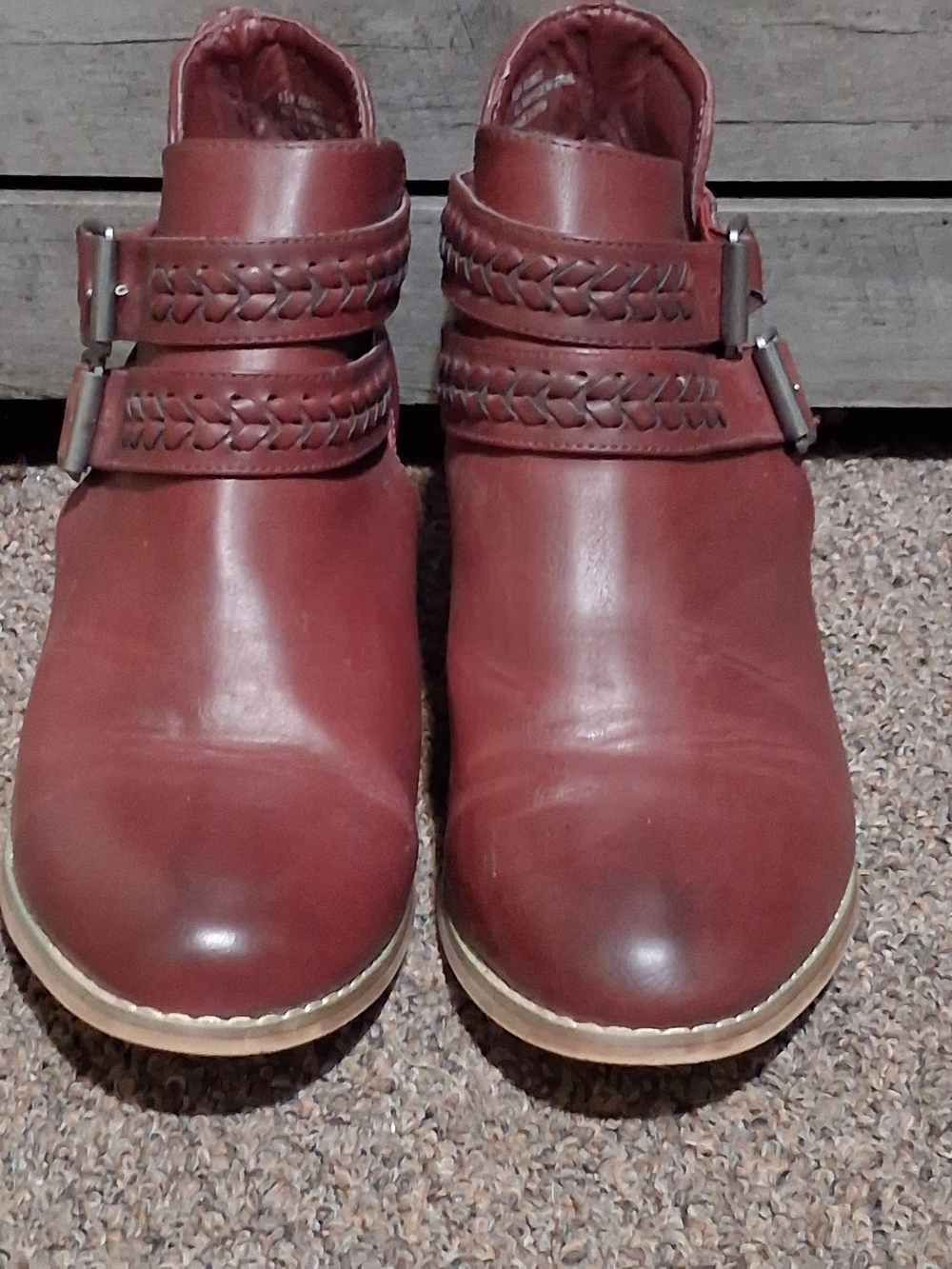 Womens Braided Strap Ankle Boots in Wine Red Size 8 1/2